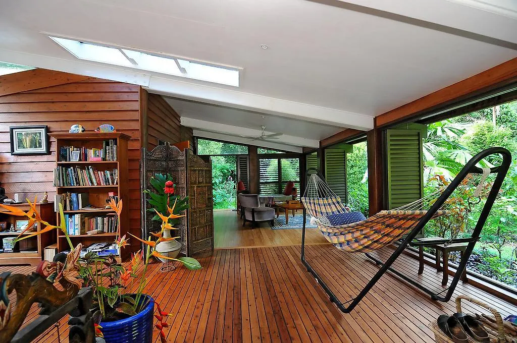 Cow Bay Homestay B&B 3*, Cow Bay
